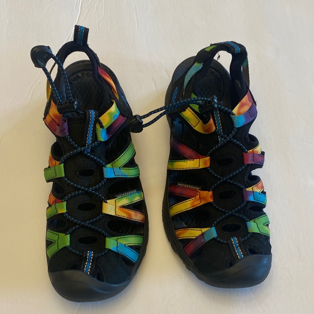 Keen Women’s Whisper closed toed durable tie dyed adventure Sandals